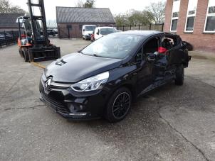 Renault Clio IV 0.9 Energy TCE 75 12V Épave (2020, Noir)