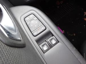 Renault Clio IV 0.9 Energy TCE 75 12V Épave (2020, Noir)