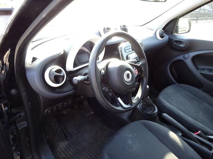 Smart Forfour 1.0 12V Samochód złomowany (2017, Szary)