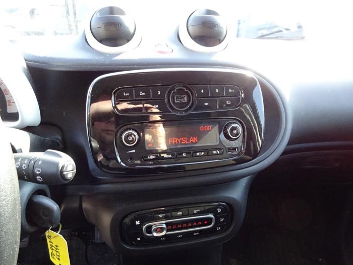 Smart Forfour 1.0 12V Samochód złomowany (2017, Szary)