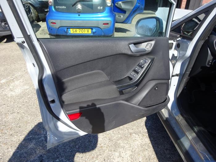 Ford Fiesta 7 1.0 EcoBoost 12V Schrottauto (2020, Grau)