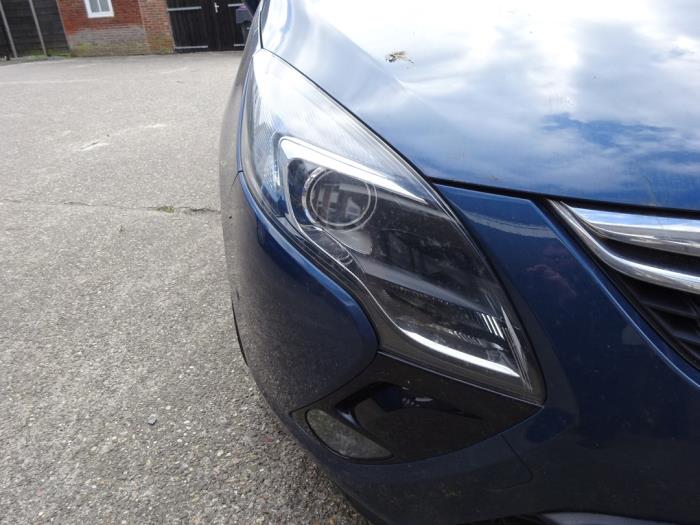 Opel Zafira Tourer 1.4 Turbo 16V EcoFLEX Vehículo de desguace (2016, Azul)