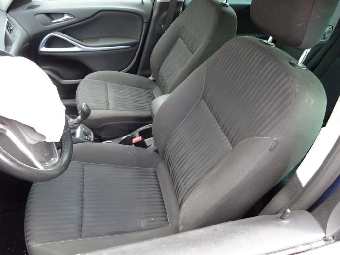 Opel Zafira Tourer 1.4 Turbo 16V EcoFLEX Vehículo de desguace (2016, Azul)