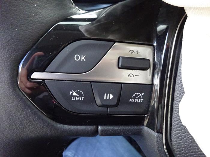 Peugeot 308 SW 1.2 12V PureTech 130 Vehículo de desguace (2022, Blanco)