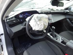 Peugeot 308 SW 1.2 12V PureTech 130 Vehículo de desguace (2022, Blanco)