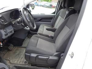 Citroen Jumpy 2.0 Blue HDI 145 Samochód złomowany (2023, Bialy)
