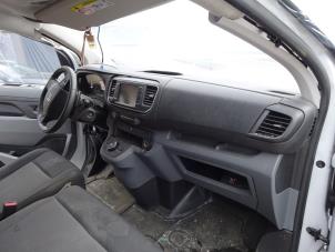 Citroen Jumpy 2.0 Blue HDI 145 Samochód złomowany (2023, Bialy)