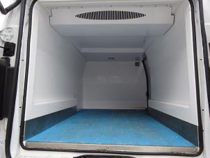Citroen Jumpy 2.0 Blue HDI 145 Samochód złomowany (2023, Bialy)