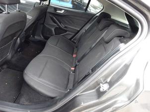 Ford Focus 4 1.0 Ti-VCT EcoBoost 12V 125 Épave (2021, Gris)