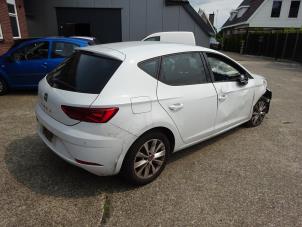 Seat Leon 1.6 TDI 16V Samochód złomowany (2019, Bialy)