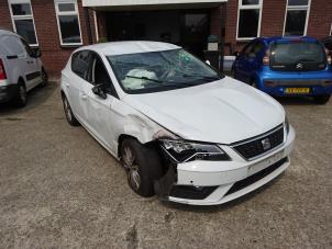 Seat Leon 1.6 TDI 16V Samochód złomowany (2019, Bialy)
