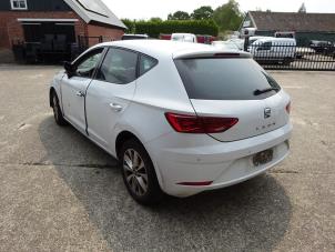 Seat Leon 1.6 TDI 16V Samochód złomowany (2019, Bialy)