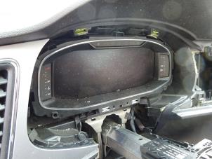 Seat Leon 1.6 TDI 16V Samochód złomowany (2019, Bialy)