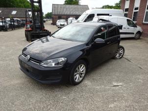 Volkswagen Golf VII 1.6 TDI 16V Épave (2014, Noir)