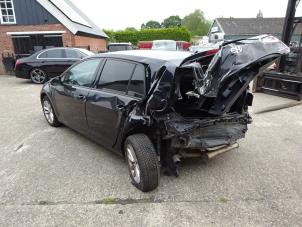Volkswagen Golf VII 1.6 TDI 16V Épave (2014, Noir)