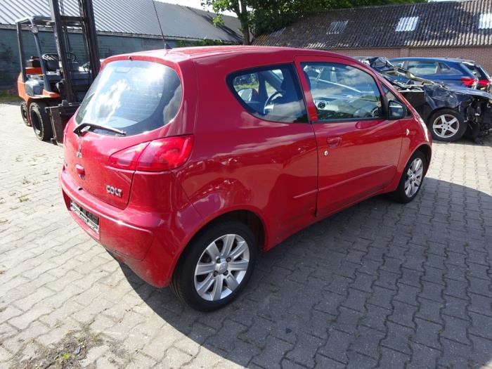 Mitsubishi Colt 1.1 12V Salvage vehicle (2008, Red)