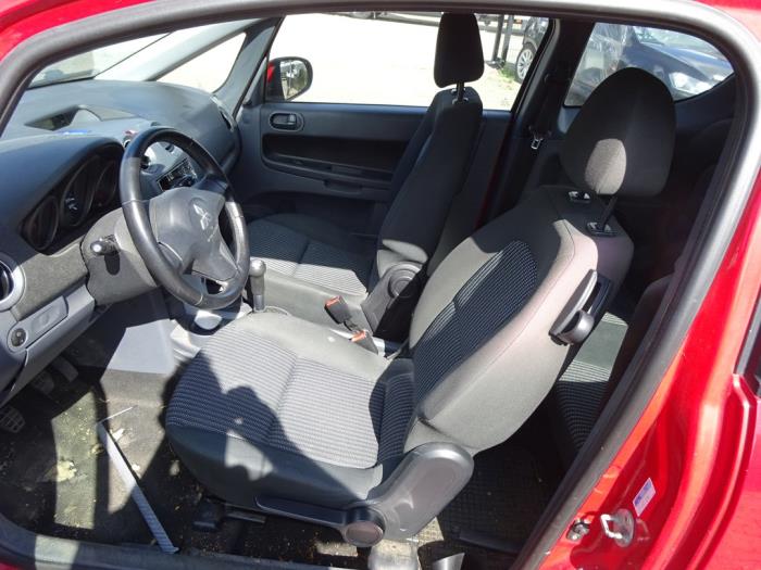 Mitsubishi Colt 1.1 12V Salvage vehicle (2008, Red)