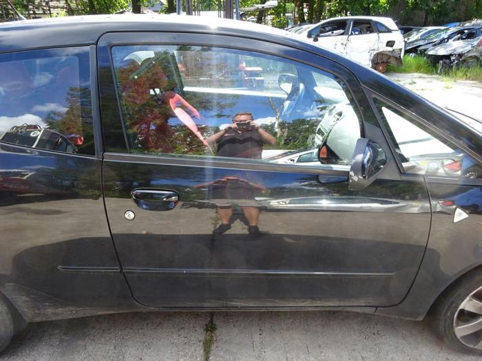 Mitsubishi Colt 1.3 16V Salvage vehicle (2006, Black)