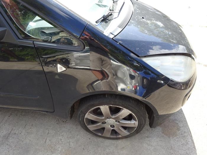 Mitsubishi Colt 1.3 16V Salvage vehicle (2006, Black)