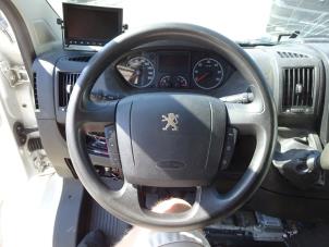 Peugeot Boxer 3.0 HDi 175 Euro 5 Vehículo de desguace (2014, Blanco)