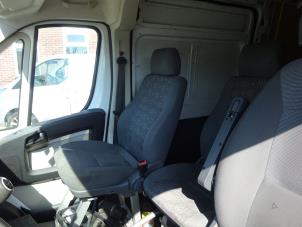 Peugeot Boxer 3.0 HDi 175 Euro 5 Vehículo de desguace (2014, Blanco)