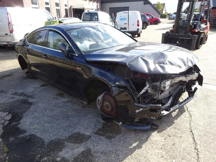 Audi A7 Sportback 3.0 V6 24V TFSI Quattro Skrotfordon (2012, ZWART)