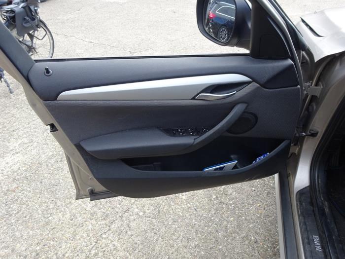 BMW X1 xDrive 20d 2.0 16V Skrotfordon (2011, GRIJS)