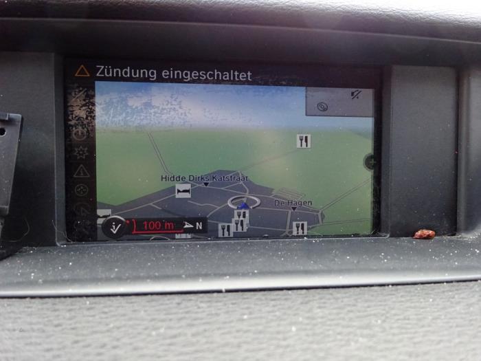 BMW X1 xDrive 20d 2.0 16V Skrotfordon (2011, GRIJS)
