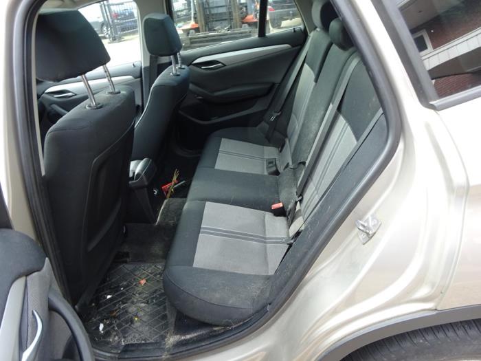 BMW X1 xDrive 20d 2.0 16V Skrotfordon (2011, GRIJS)