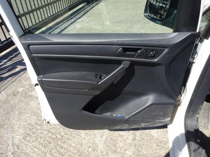 Volkswagen Caddy IV 2.0 TDI 102 Épave (2018, Blanc)