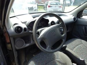Hyundai Atos 1.0 12V Vehículo de desguace (2000, Negro)