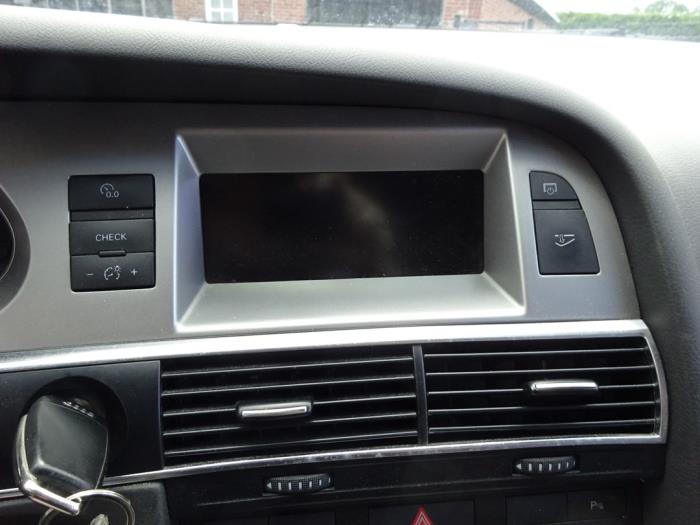Audi A6 Avant 2.0 T FSI 16V Épave (2007, Gris)