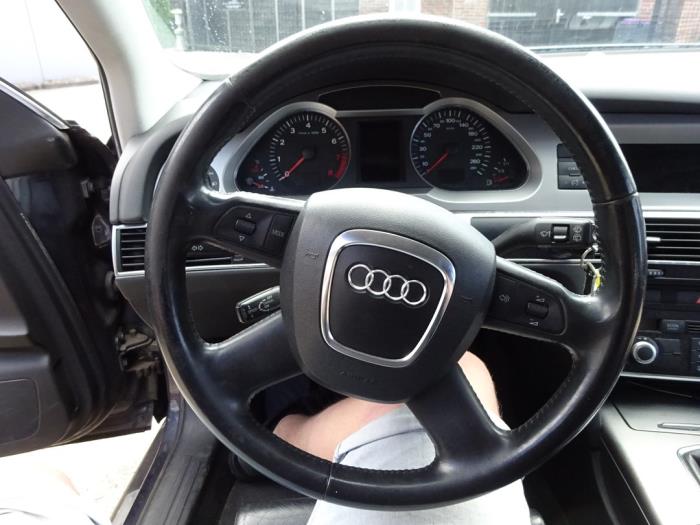 Audi A6 Avant 2.0 T FSI 16V Épave (2007, Gris)