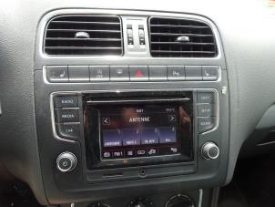 Volkswagen Polo V 1.2 TSI 16V BlueMotion Technology Vehículo de desguace (2016, Gris)