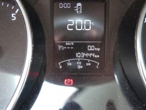 Volkswagen Polo V 1.2 TSI 16V BlueMotion Technology Vehículo de desguace (2016, Gris)