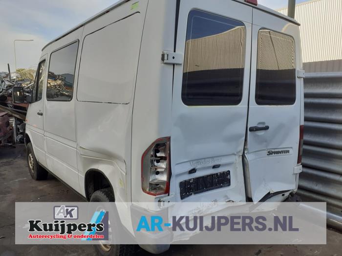 Mercedes Sprinter 2t 208 CDI 16V Salvage vehicle (2003, White)