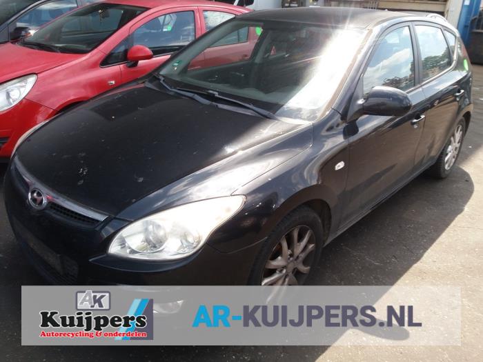 Hyundai i30 1.6 CRDi 16V VGT HP Salvage vehicle (2008, Black)