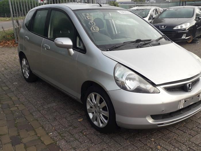 Honda Jazz 1.3 i-Dsi Damaged vehicle (2006, Silver grey)