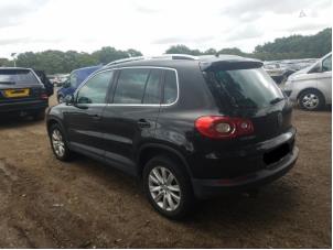 Volkswagen Tiguan 1.4 TSI 16V 4Motion Vehículo de desguace (2008, Negro)
