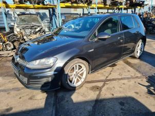 Volkswagen Golf VII 2.0 GTD 16V Vehículo de desguace (2013, Metálico, Gris)