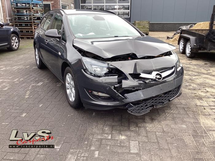 Opel Astra J Sports Tourer 1.6 CDTI 16V Schrottauto (2016, Grau)