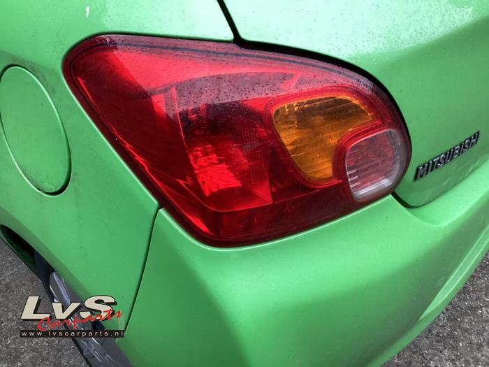 Mitsubishi Space Star 1.0 12V Vehículo de desguace (2015, Verde)