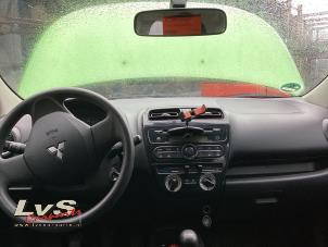 Mitsubishi Space Star 1.0 12V Vehículo de desguace (2015, Verde)