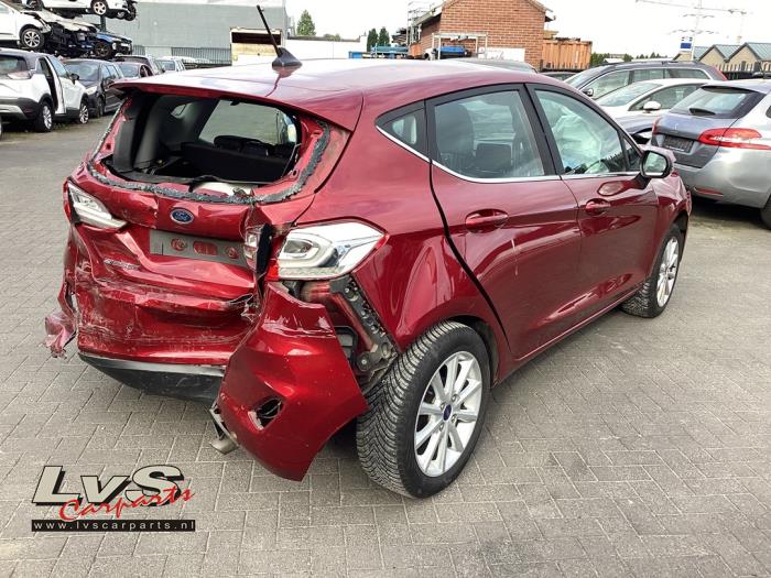 Ford Fiesta 7 1.5 TDCi 85 Épave (2018, Rouge)