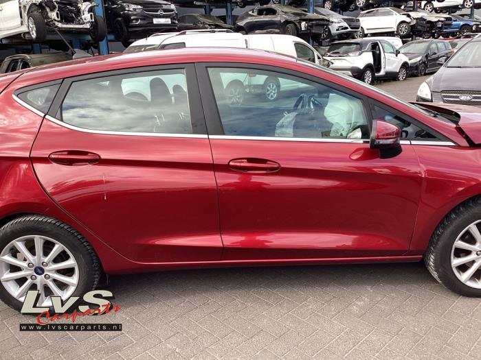 Ford Fiesta 7 1.5 TDCi 85 Épave (2018, Rouge)