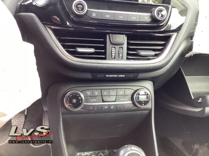 Ford Fiesta 7 1.5 TDCi 85 Épave (2018, Rouge)
