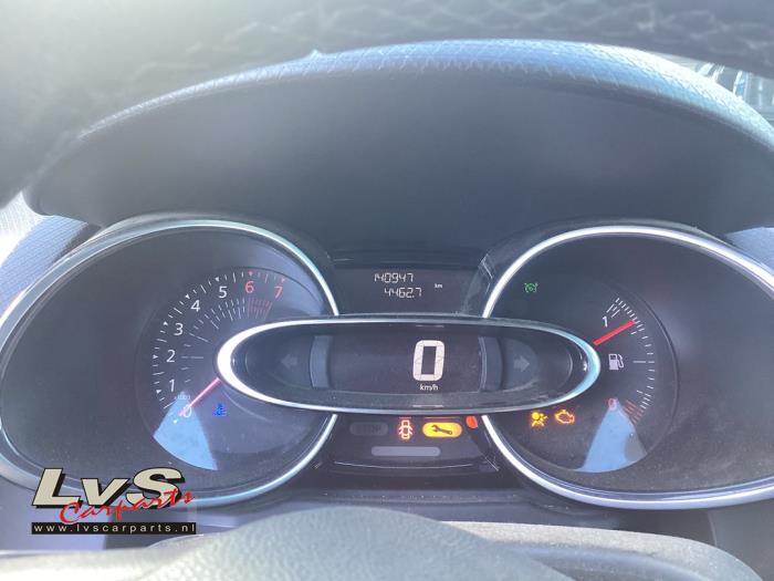 Renault Clio IV Estate/Grandtour 0.9 Energy TCE 90 12V Épave (2017, Gris)