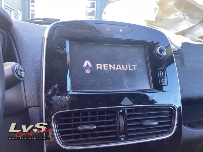 Renault Clio IV Estate/Grandtour 0.9 Energy TCE 90 12V Épave (2017, Gris)
