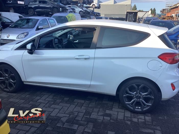 Ford Fiesta 7 1.1 Ti-VCT 12V 85 Épave (2018, Blanc)