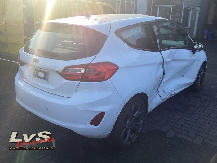 Ford Fiesta 7 1.1 Ti-VCT 12V 85 Épave (2018, Blanc)